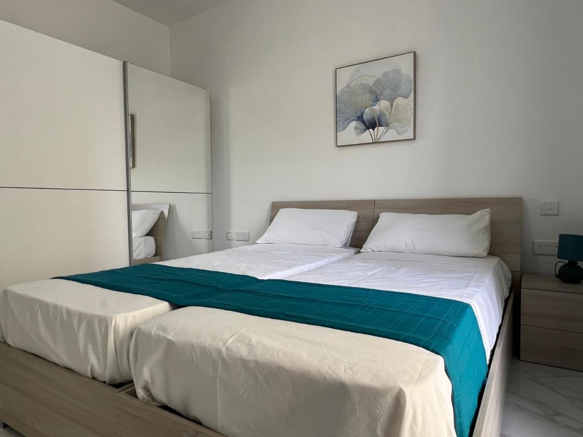 Condo With Patio Overlooking Piazza Gzira 外观 照片