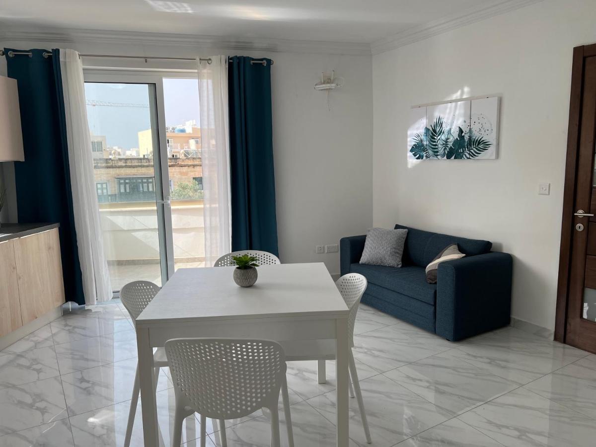 Condo With Patio Overlooking Piazza Gzira 外观 照片
